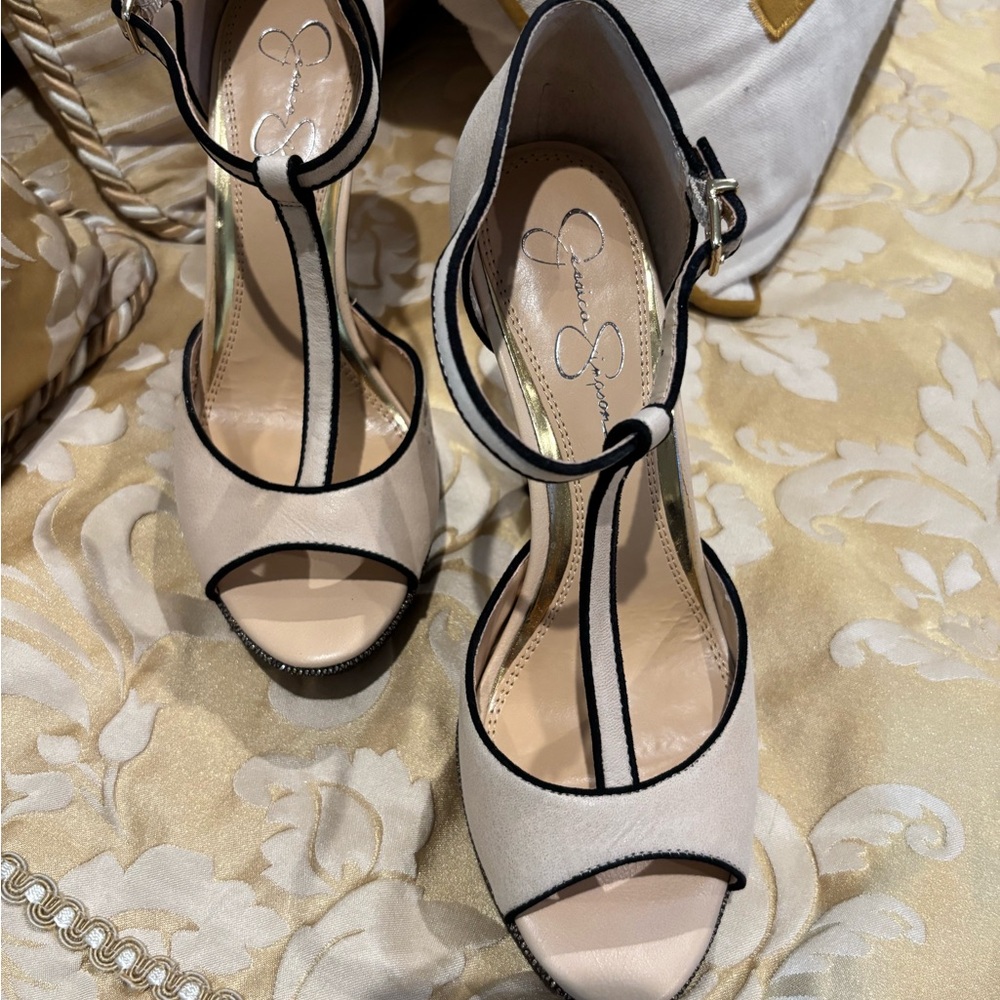 Jessica Simpson Elegant Cream and Black Women's Leather Upper Heels